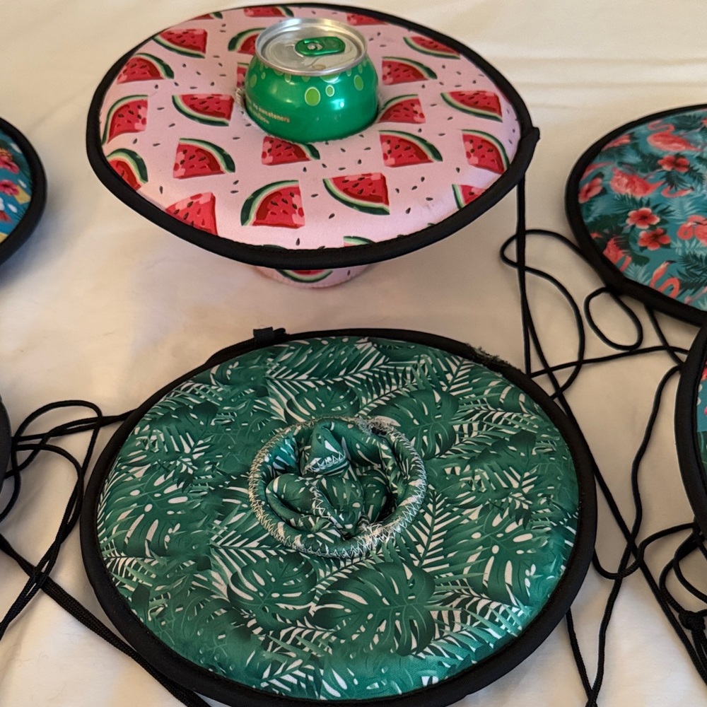 6 Colorful Insulated Drink Holders